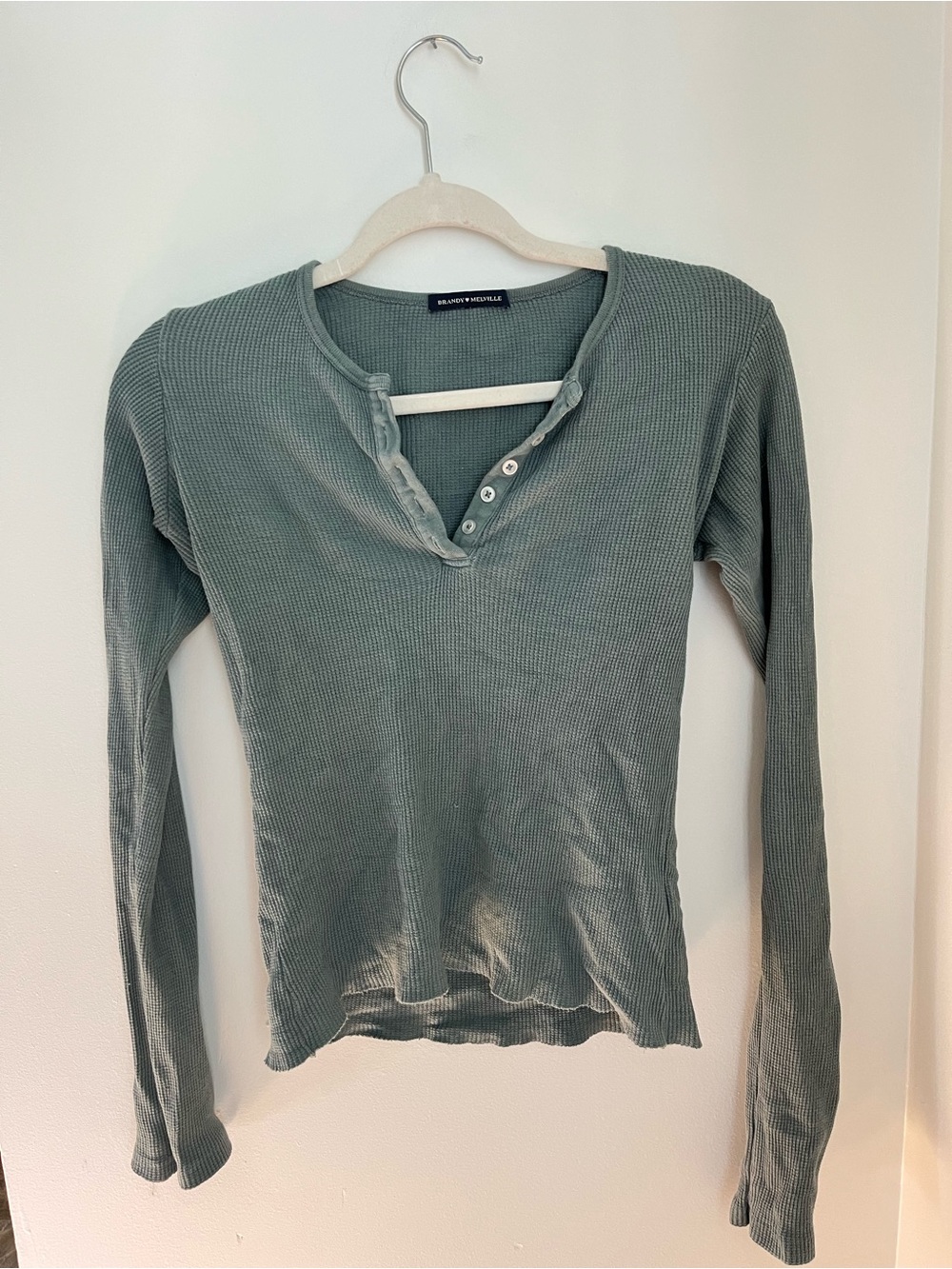 Brandy Melville Ribbed Long-Sleeve Henley Top in Sea Green